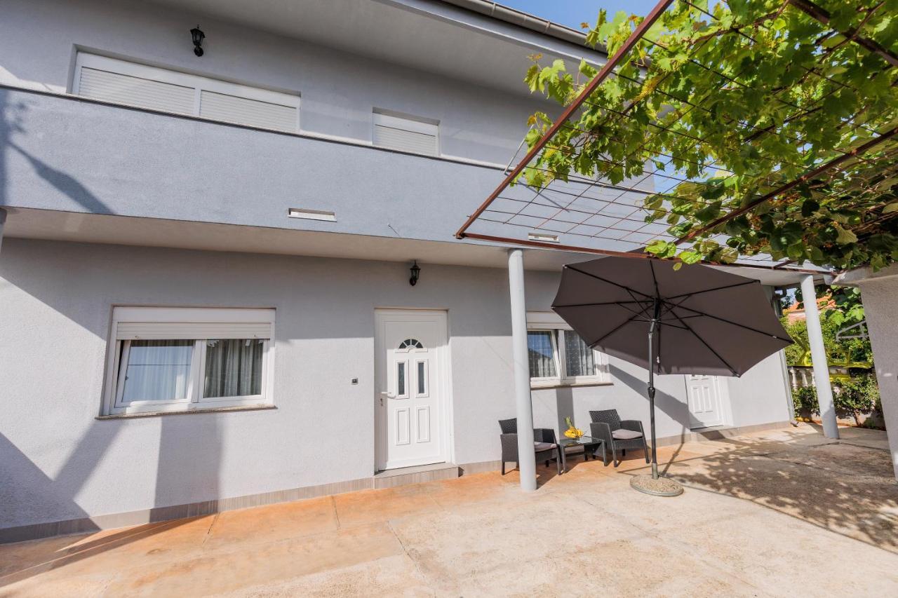 Apartman Toni Задар Екстериор снимка